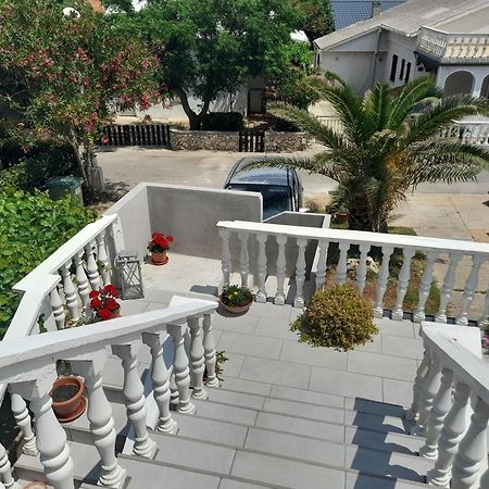 Apartment Bicanic Vir Exterior photo